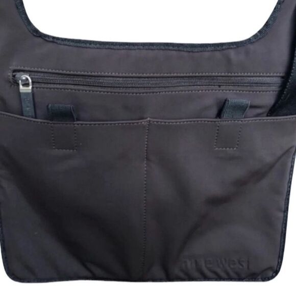 Nine West Brown Messenger Nylon Bag Adjustable Active Walking NEW - Picture 4 of 7